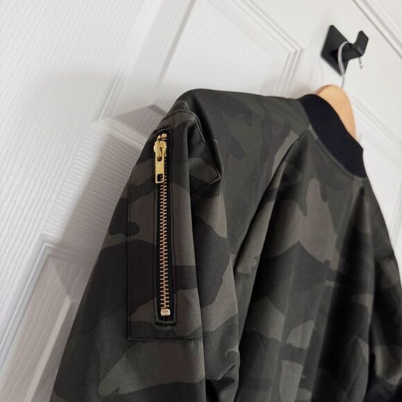 NEW ALBION Bomber Jacket in Camo Size S - Picture 10 of 14